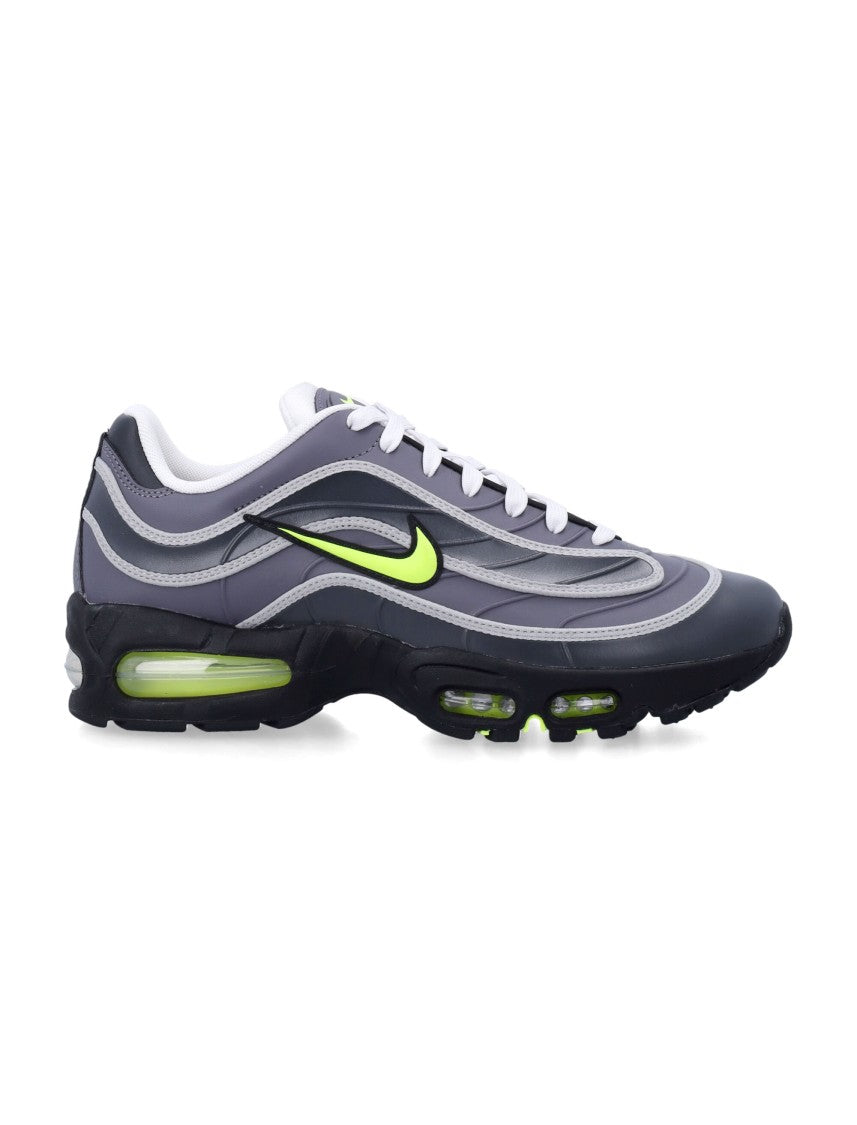 Nike Air Max Joga Bonito Low-Top Sneakers