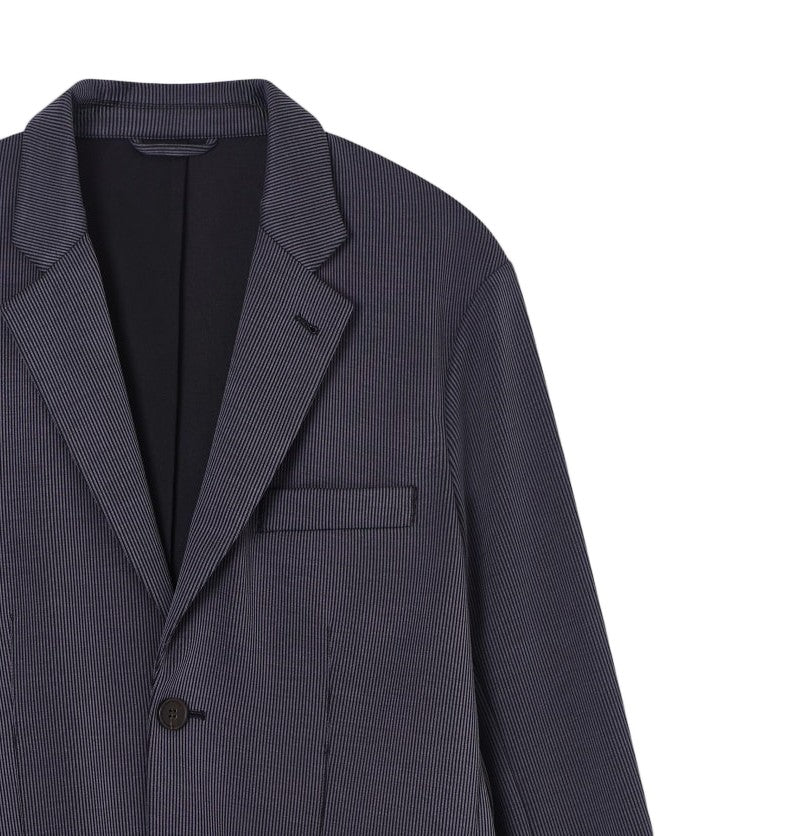 Emporio Armani Textured Black Blazer With Single-Breasted Design And Tailored Fit