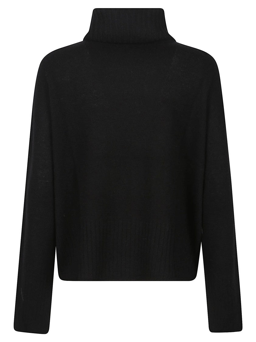 Aragona Cropped Black Cashmere Turtleneck Sweater