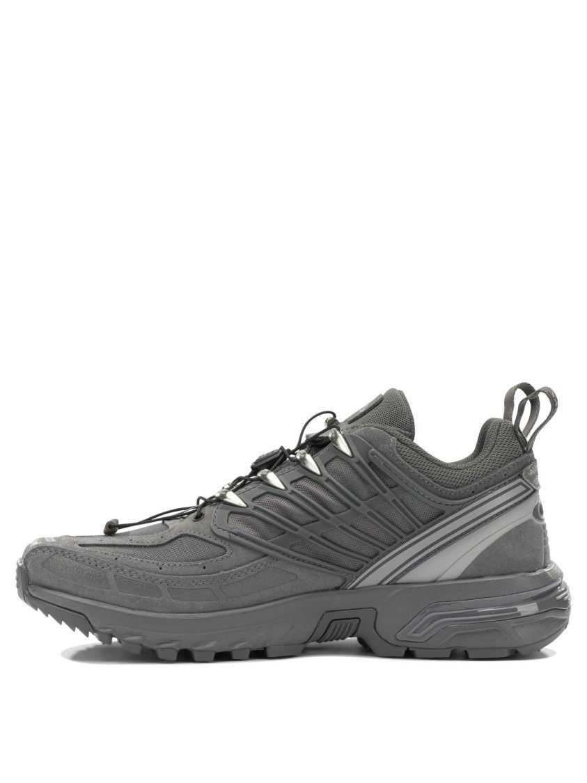 Salomon Streamlined Grey Sneakers With Durable Rubber Sole