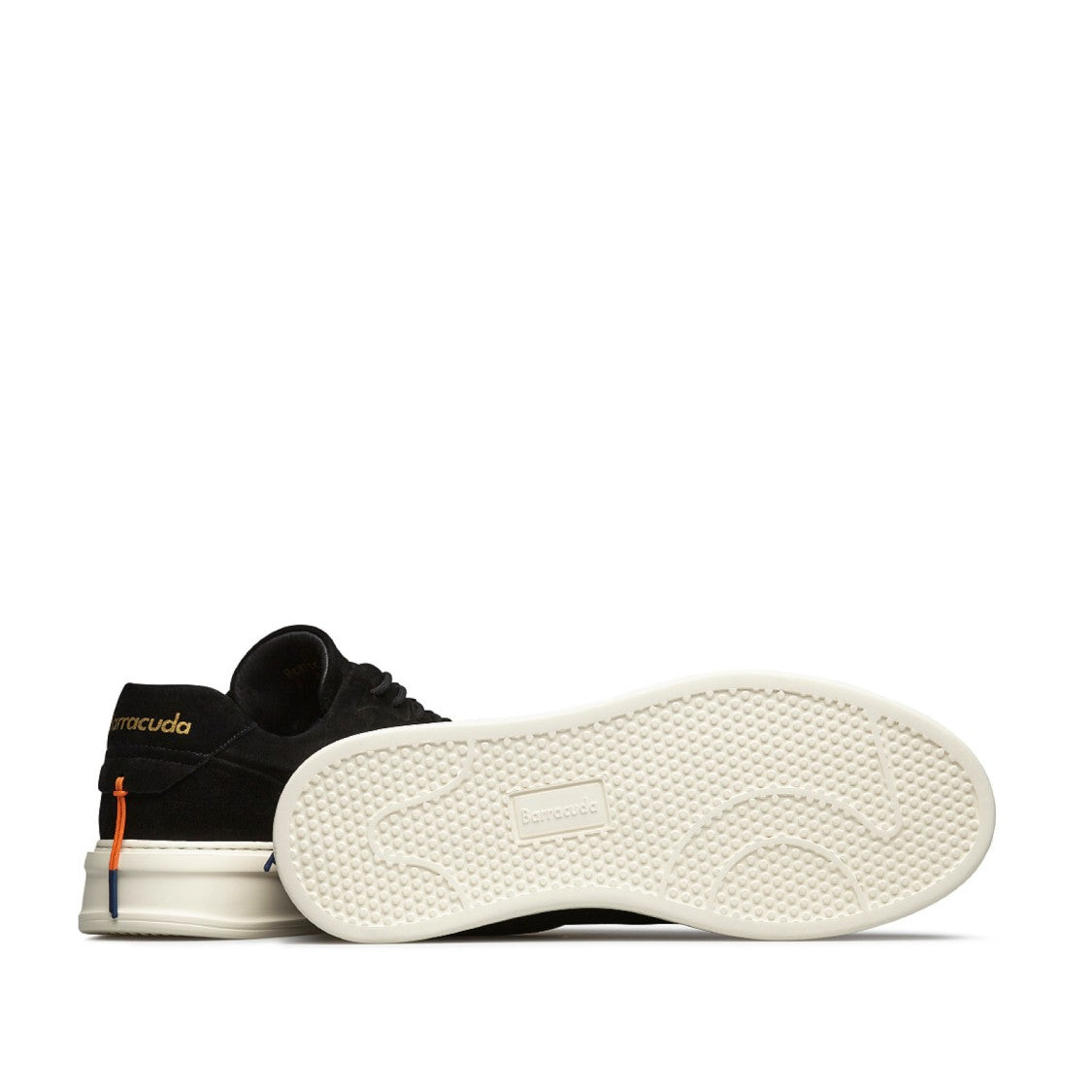 Barracuda Phoenix Sneakers In Black Suede