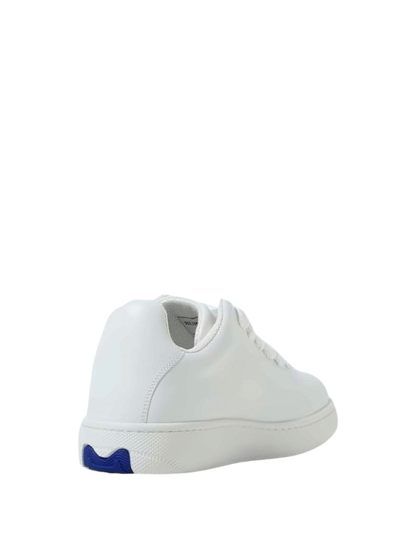 Burberry Minimalist White Sneakers With Smooth Leather Uppers