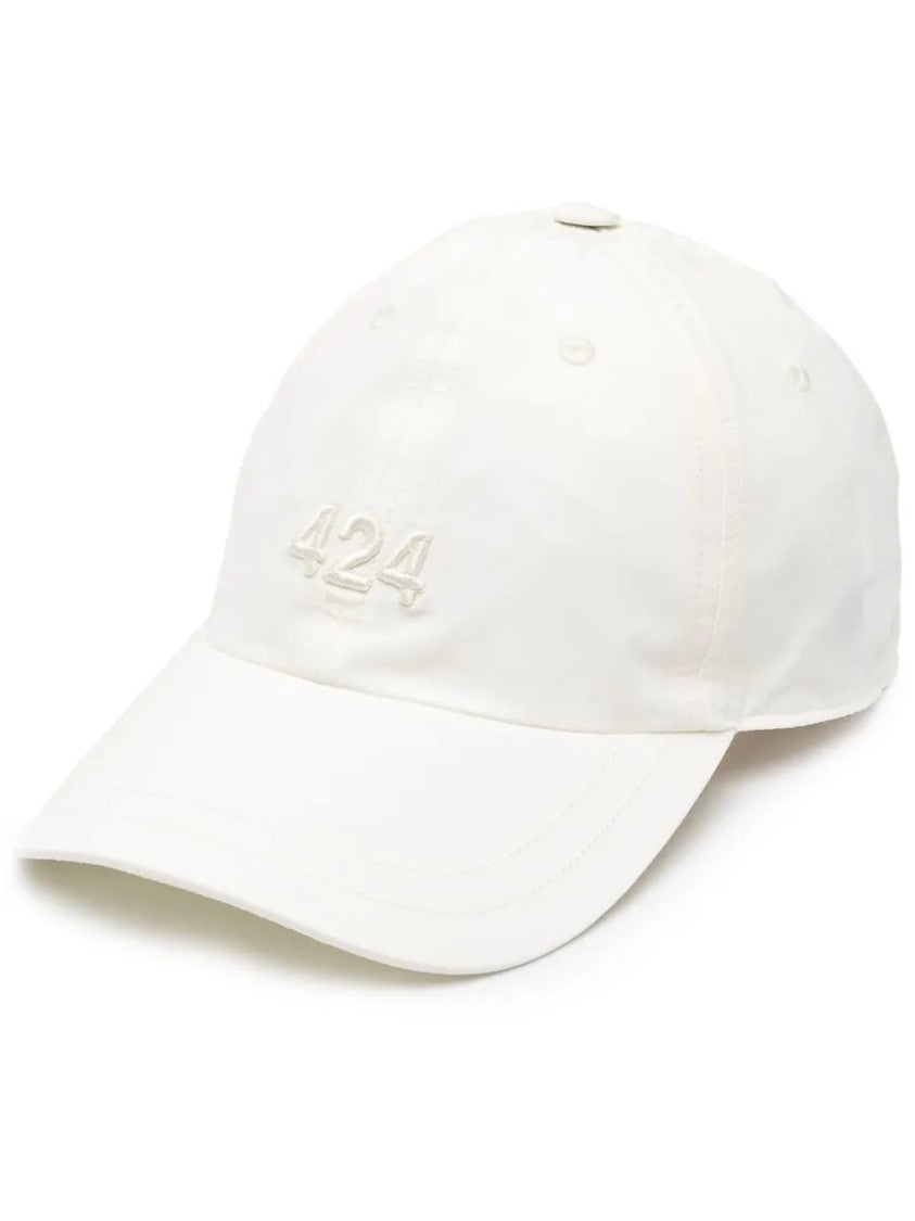 424 Minimalist Neutral Hat With Clean Silhouette