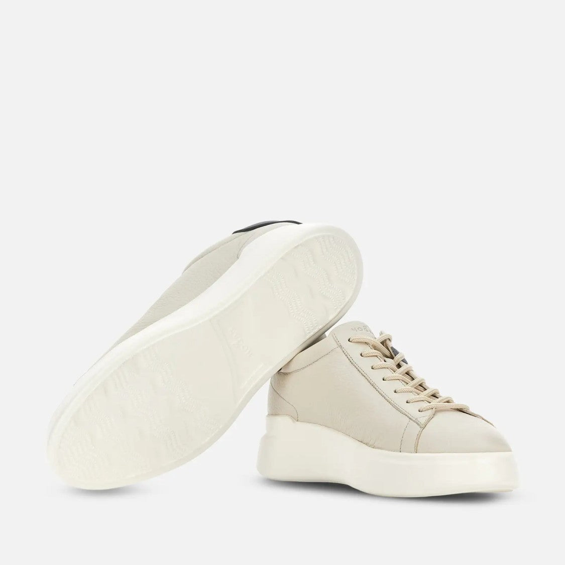 Hogan H580 Allacciato H Profilo Sneakers In White Light Blue
