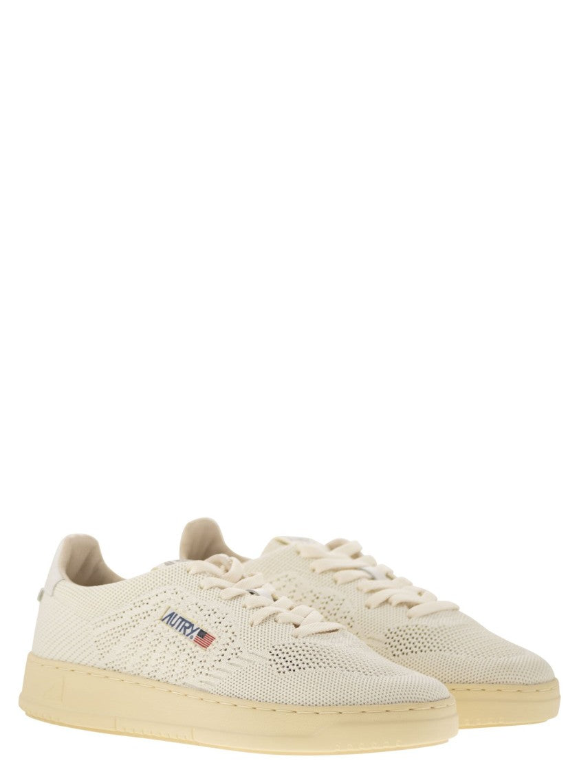 Autry Easeknit - Perforated Fabric Trainers
