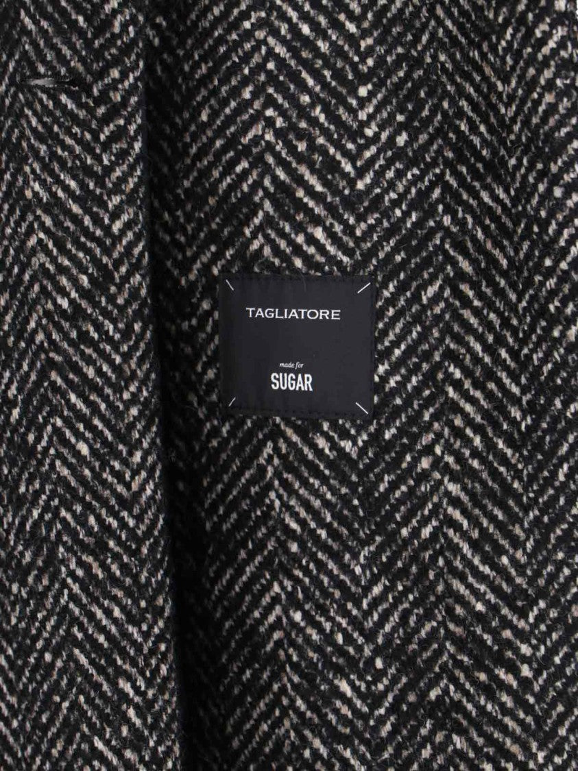 Tagliatore Tailored Black Jacket With Minimalist Aesthetic