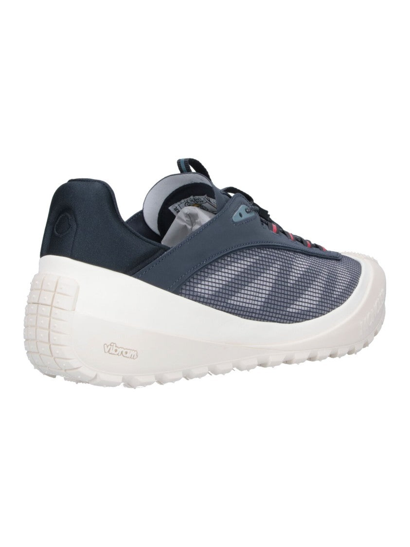 Moncler Blue Trailgrip Lp Mesh Fabric Sneakers