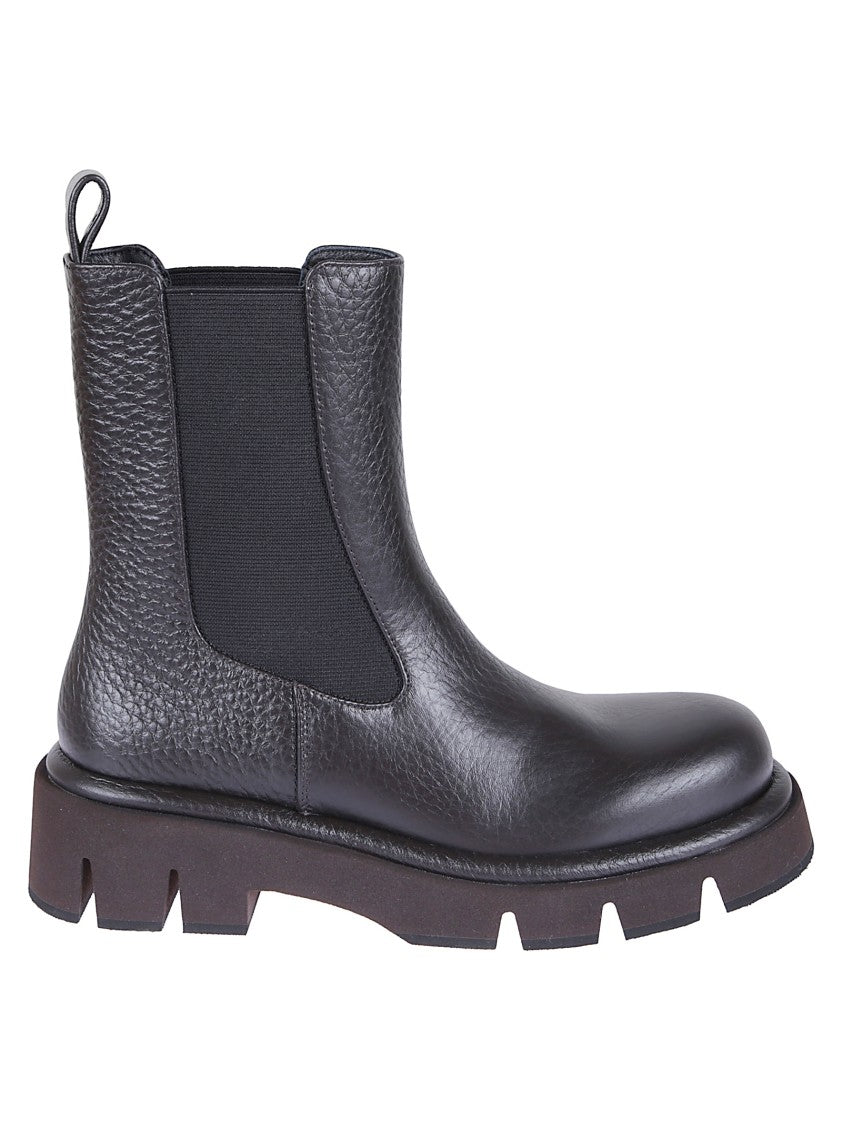 Paloma Barceló Textured Leather Chelsea Boots With Chunky Rubber Sole