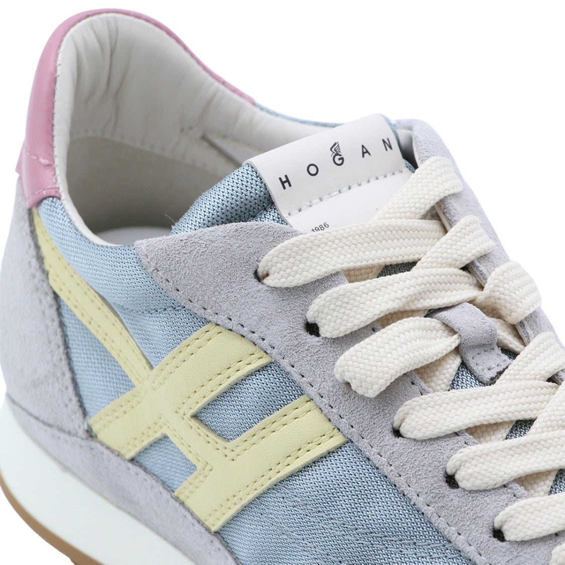 Hogan Minimalist White Low-Top Sneakers With Cushioned Sole