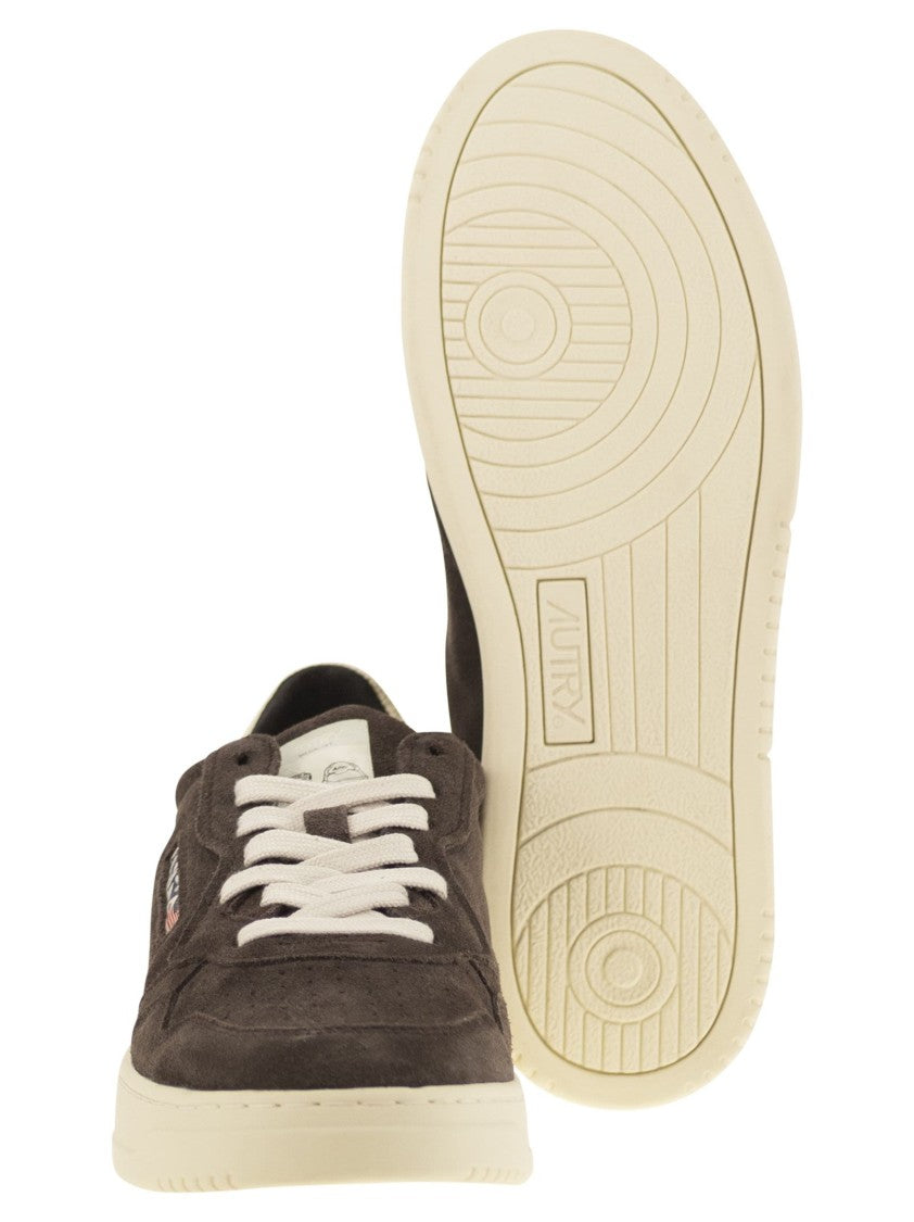 Autry Medalist Low - Suede Sneakers