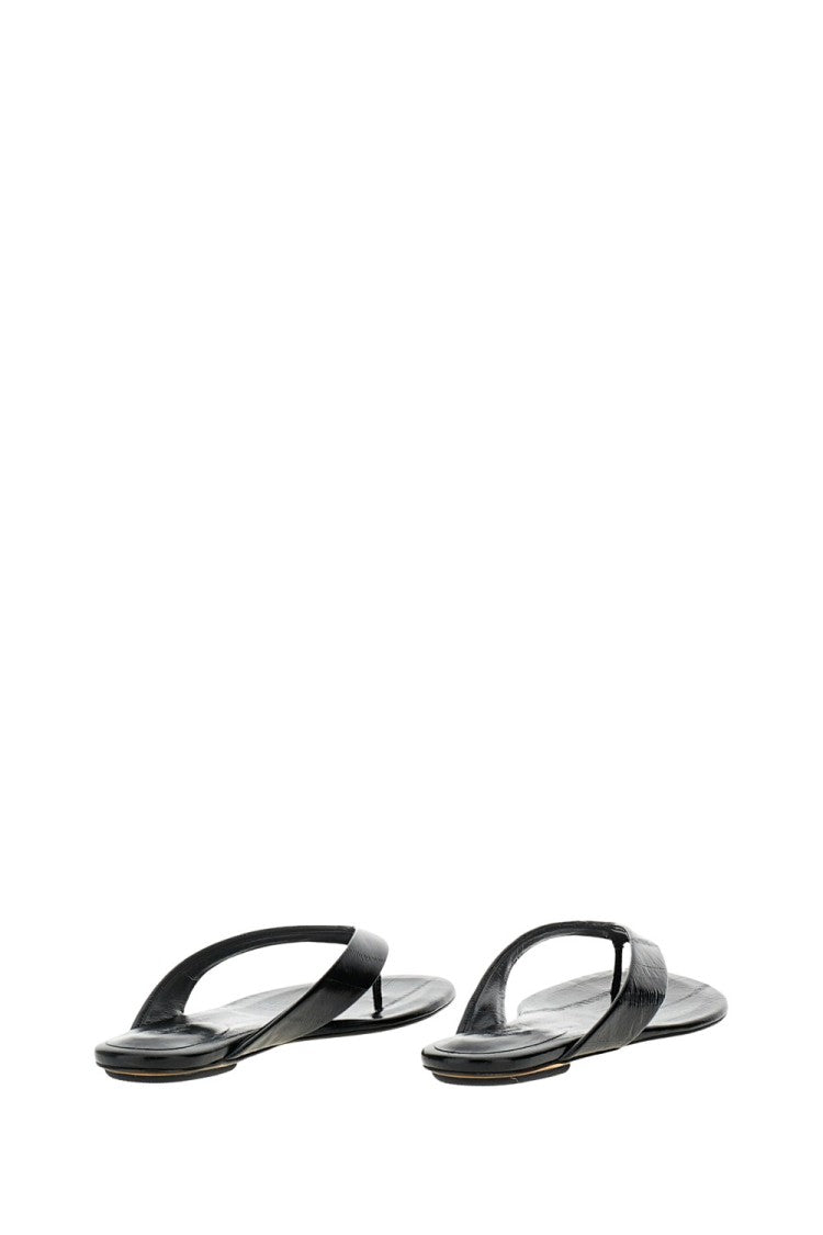 Le Monde Béryl Leather Flat Flip-Flops Sandals