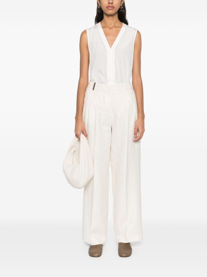 Peserico Pleated White Trousers With Hidden Closure