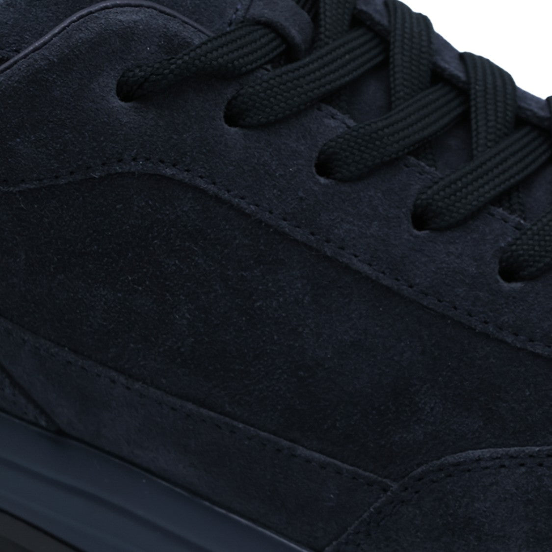 Hogan Low-Top Suede Sneakers With Textured Sole And Subtle Detailing