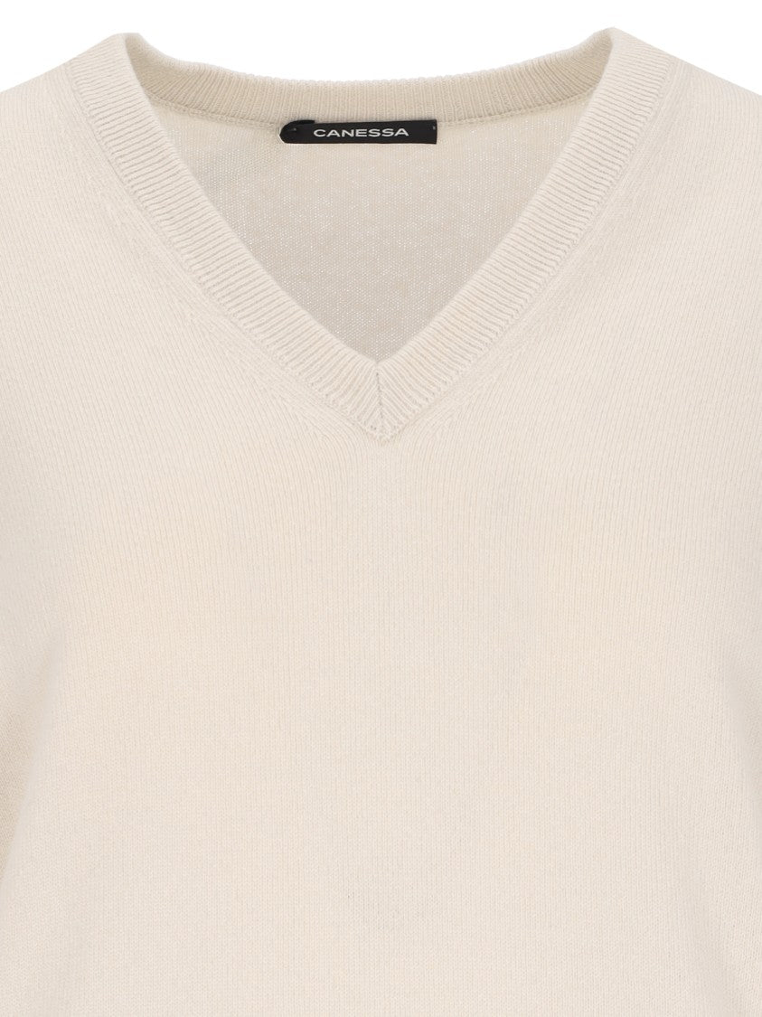 Canessa V-Neck Sweater In Cream Cashmere