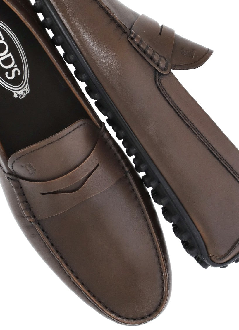 Tod's Brown Smooth Leather Loafers With Embossed Logo