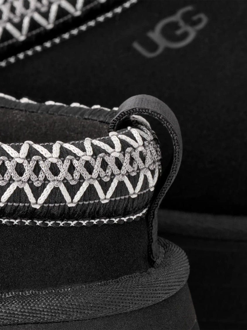 Ugg Black Suede Tazz Ii Slip-On Flats
