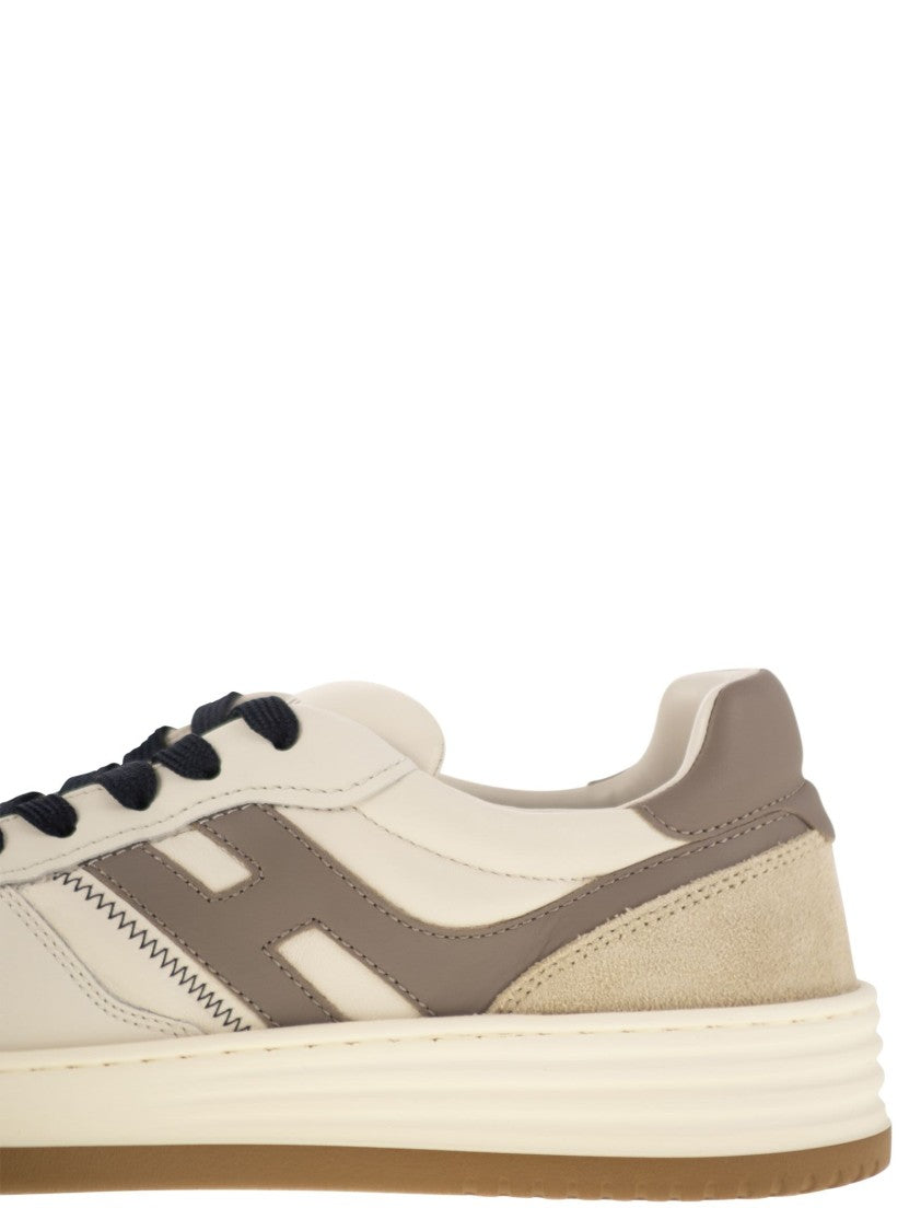 Hogan H630 - Leather Trainers With H On The Side