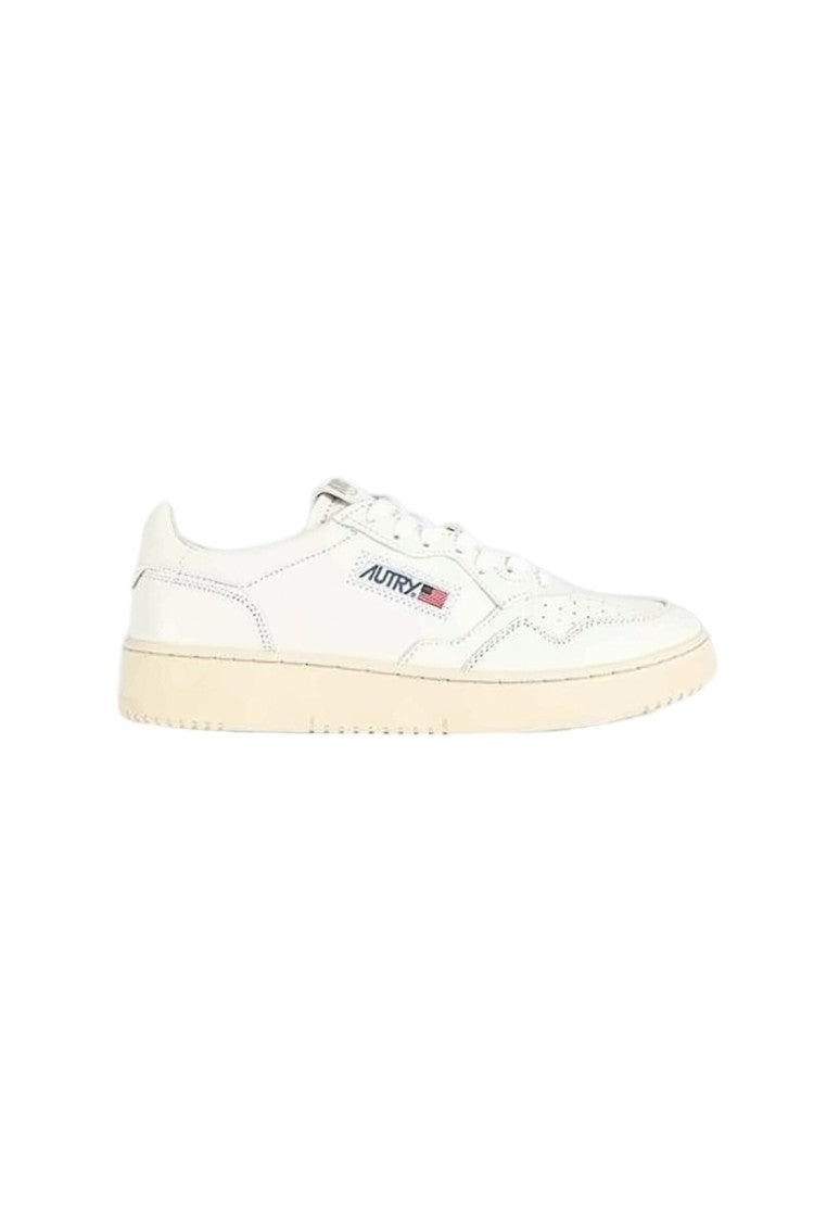 Autry Minimalist Low-Top Sneakers With Perforated Detailing