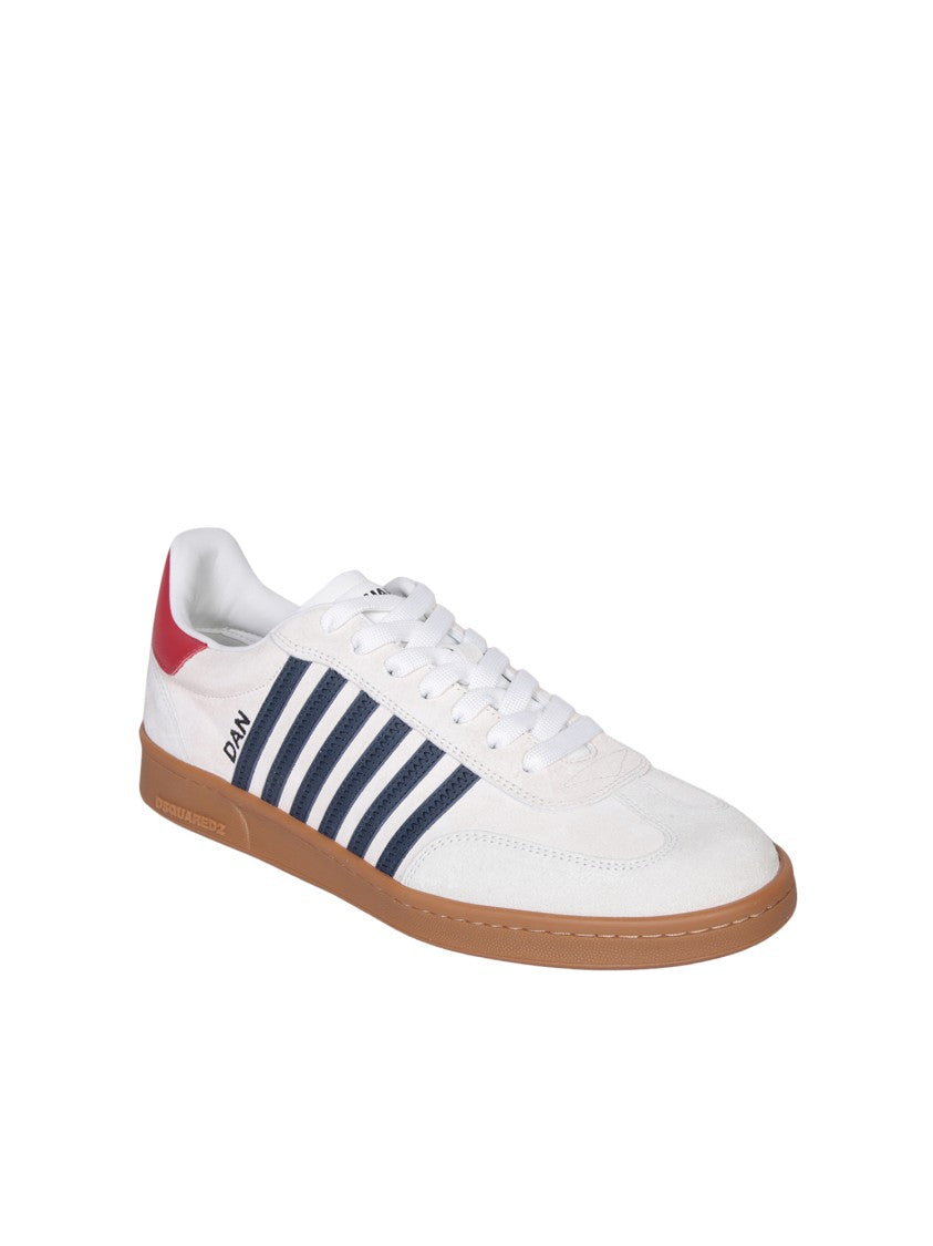 Dsquared2 Sleek White Sneakers With Red Heel Detail