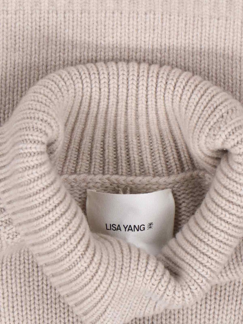 Lisa Yang "Fleur" Sweater Beige