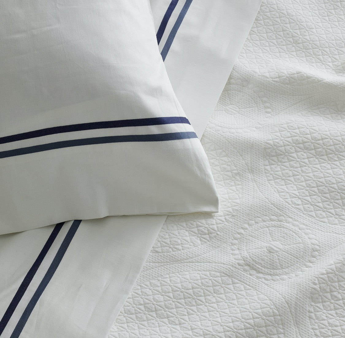 Ann Gish Great Hall Coverlet Set - Bone