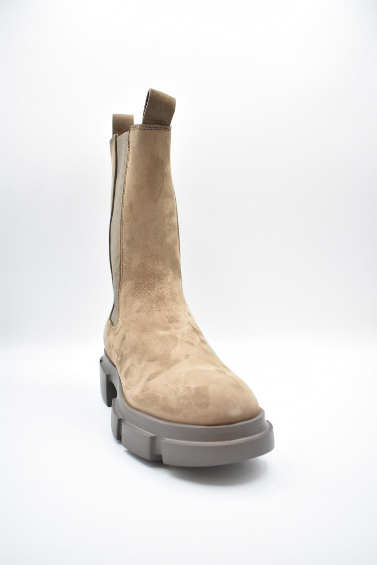 Copenhagen Studios Beige Nabuk Boots