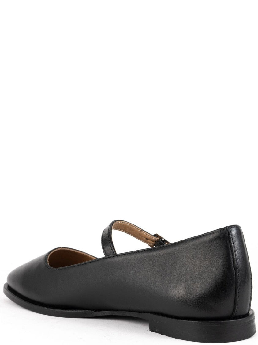 Sergio Moretti Pointed-Toe Ballerinas With Delicate Instep Strap