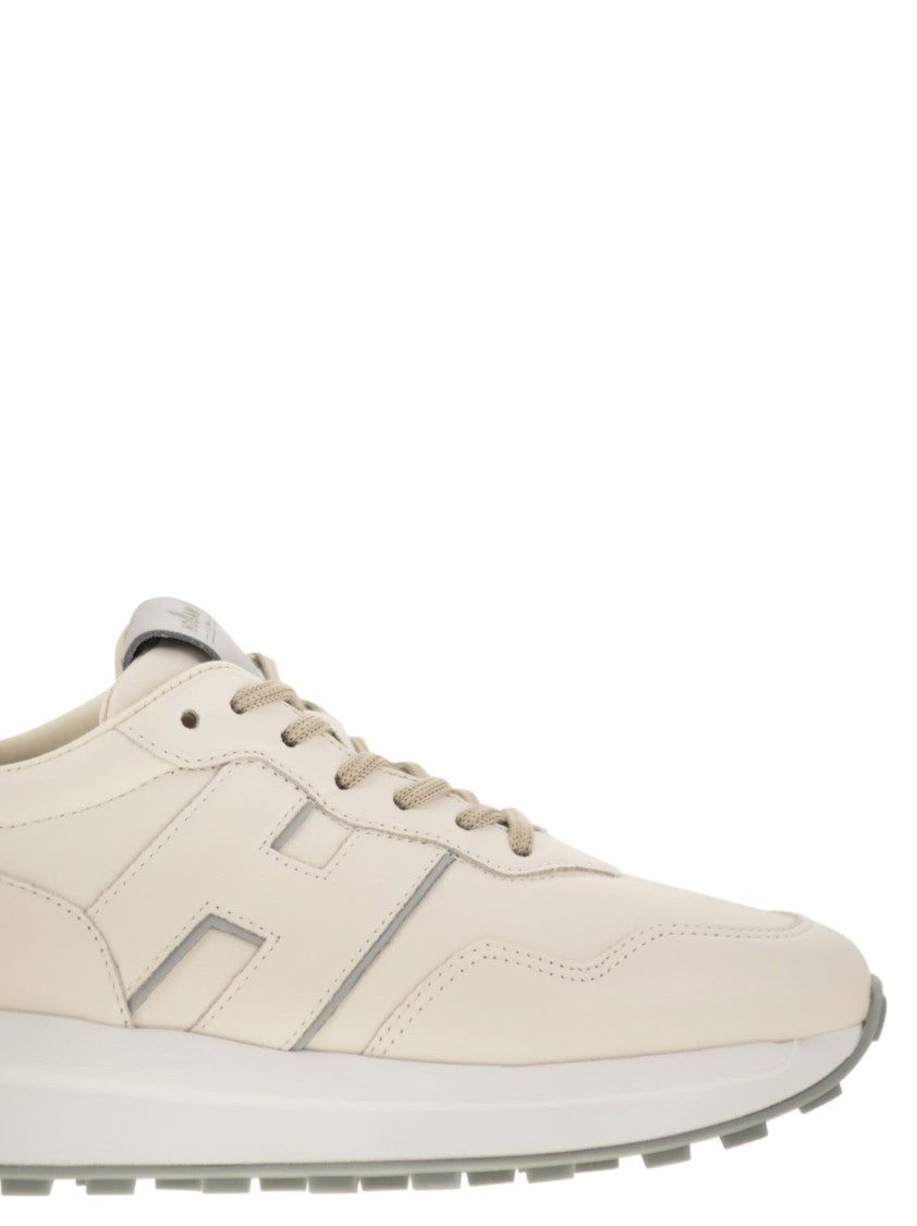 Hogan H641 - Leather Sneakers