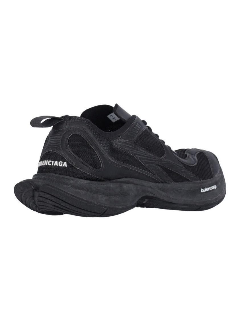 Balenciaga "Circuit" Sneakers – Black