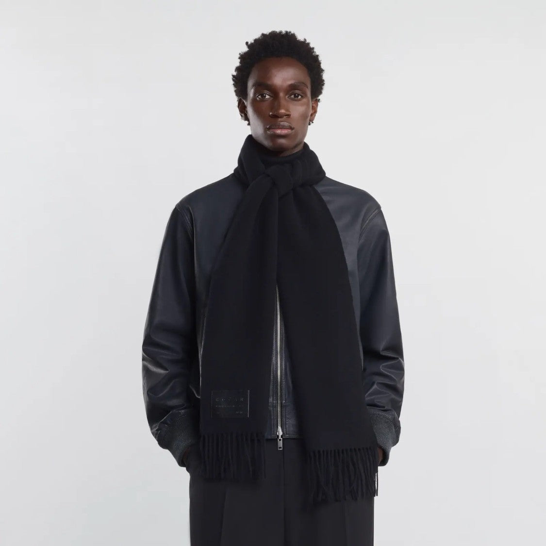 Hogan Fringes Scarf Crafted