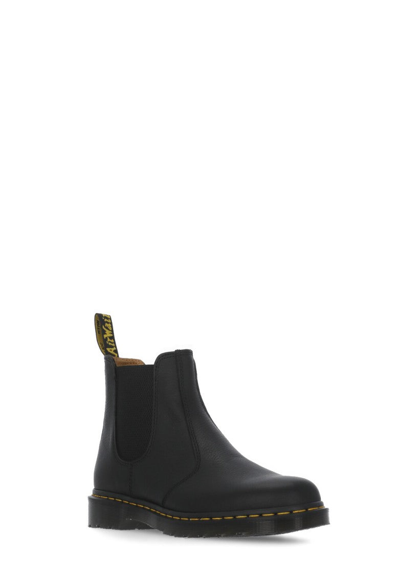 Dr. Martens 2976 Chelsea Boots