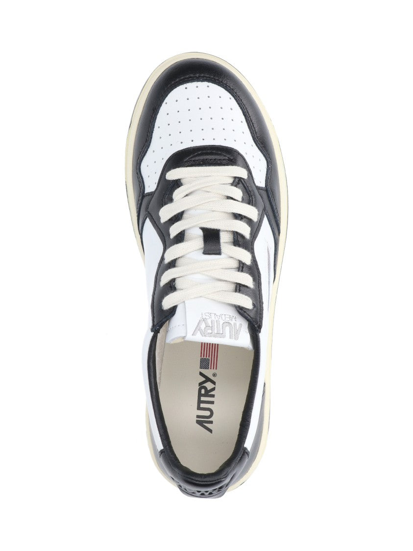 Autry White Medalist Low Leather Sneakers