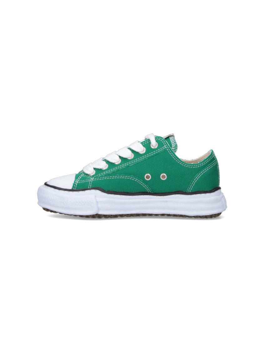 Maison Mihara Yasuhiro Vibrant Green Low-Top Sneakers With Minimalistic Detailing