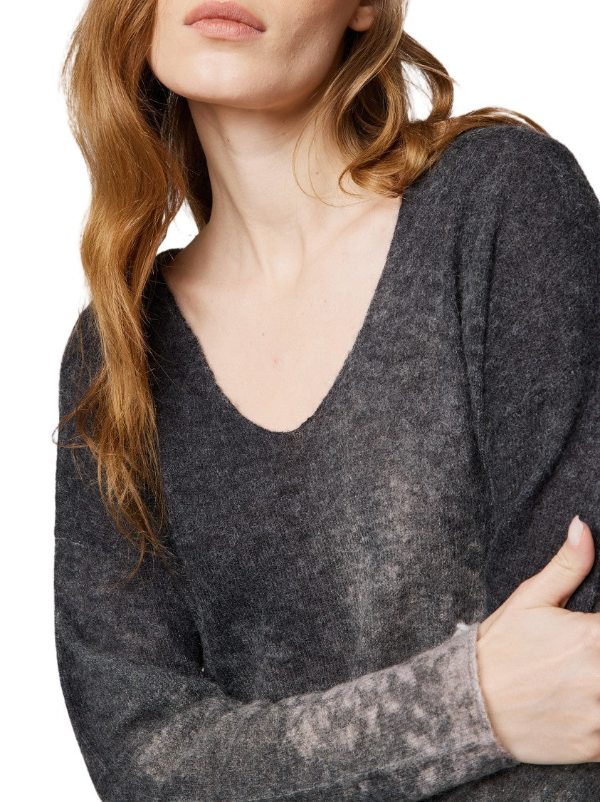 Alpha Studio V-Neck Gradient Long-Sleeved Top