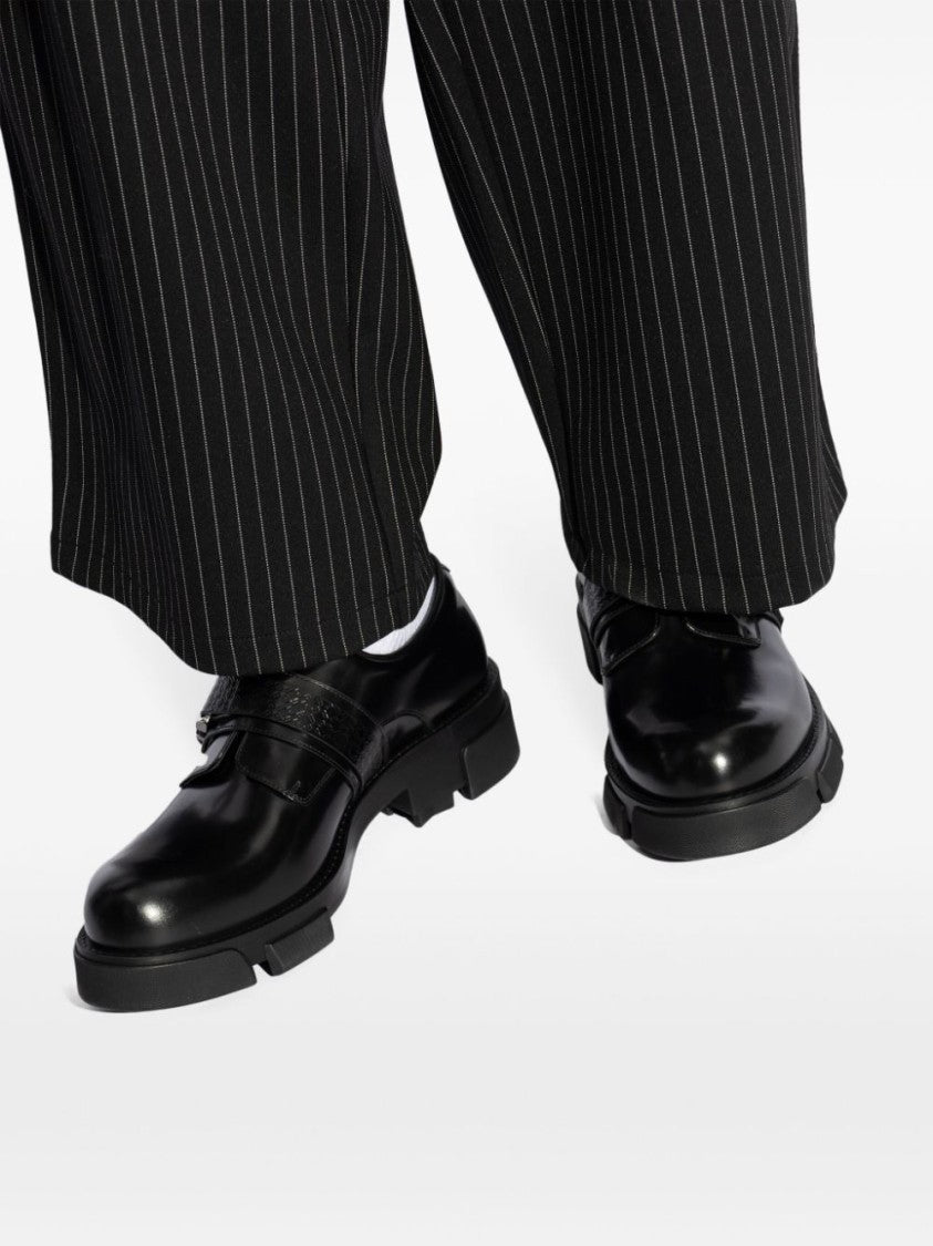 Givenchy Sophisticated Black Leather Flat Shoes