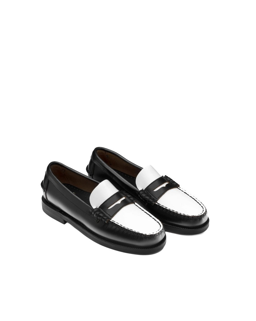 Sebago Classic Dan Hand-Stitched Leather Moccasins