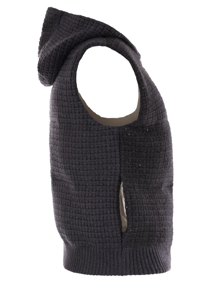 Fabiana Filippi Short Hooded Vest With Textured Knit And Zipper Closure