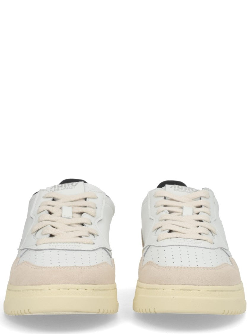 Autry Medalist Low Leather Suede Detailing Sneakers