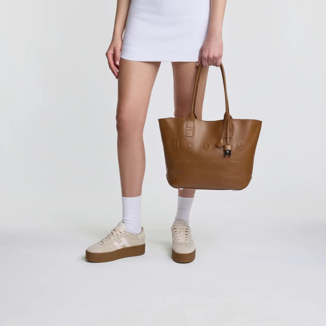 Hogan Beige H698 Allacciato H Lace-Up Shoes