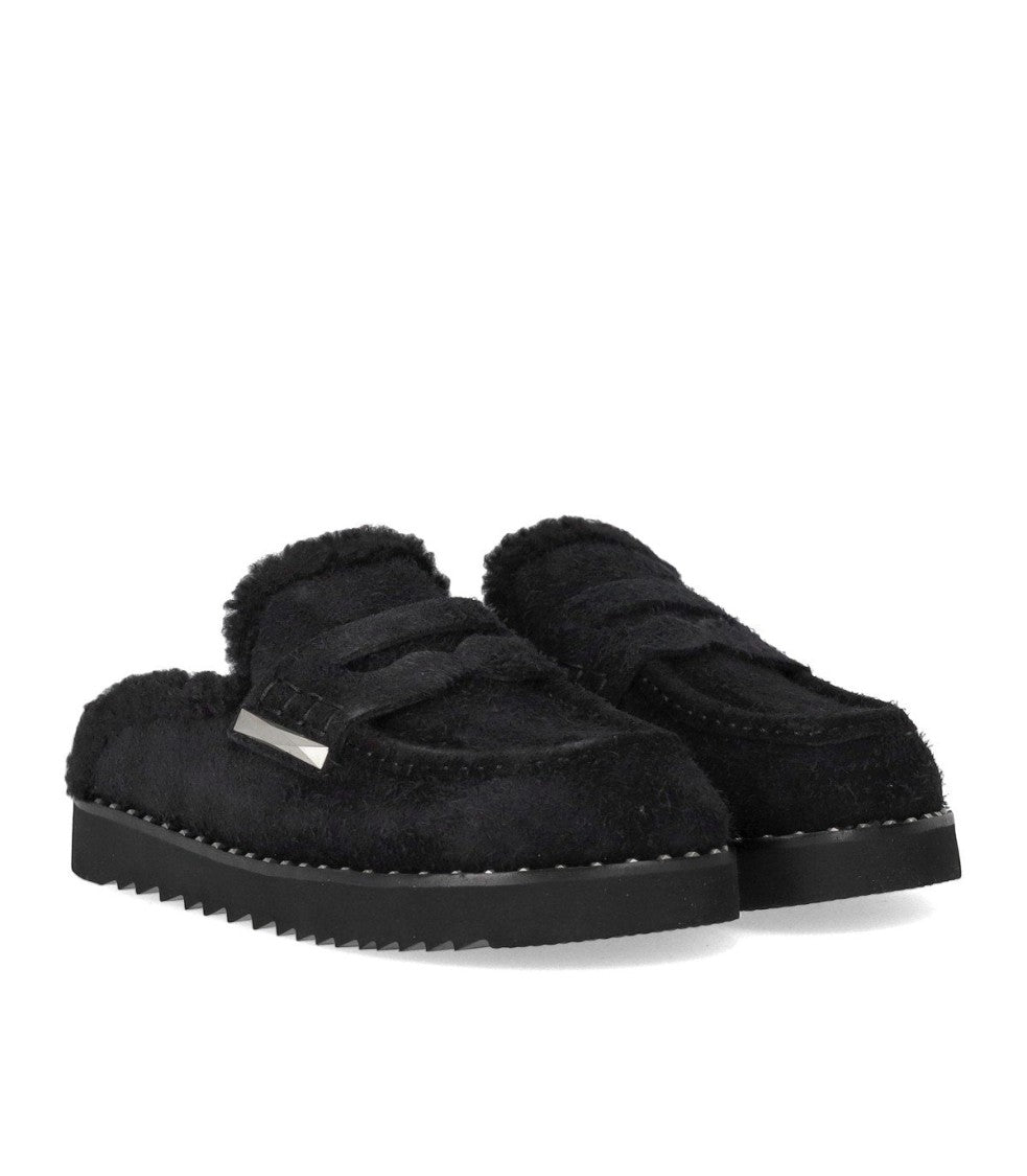 Ash Genda Black Clog