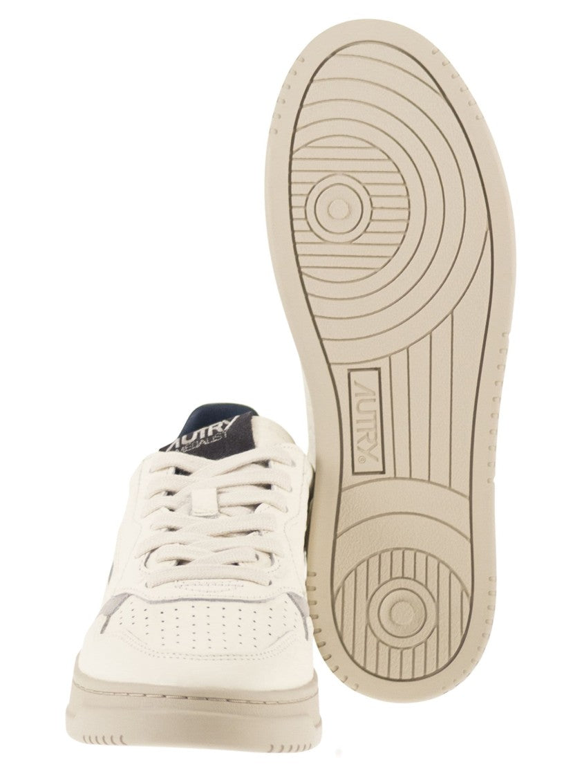 Autry Medalist Low - Leather Trainers
