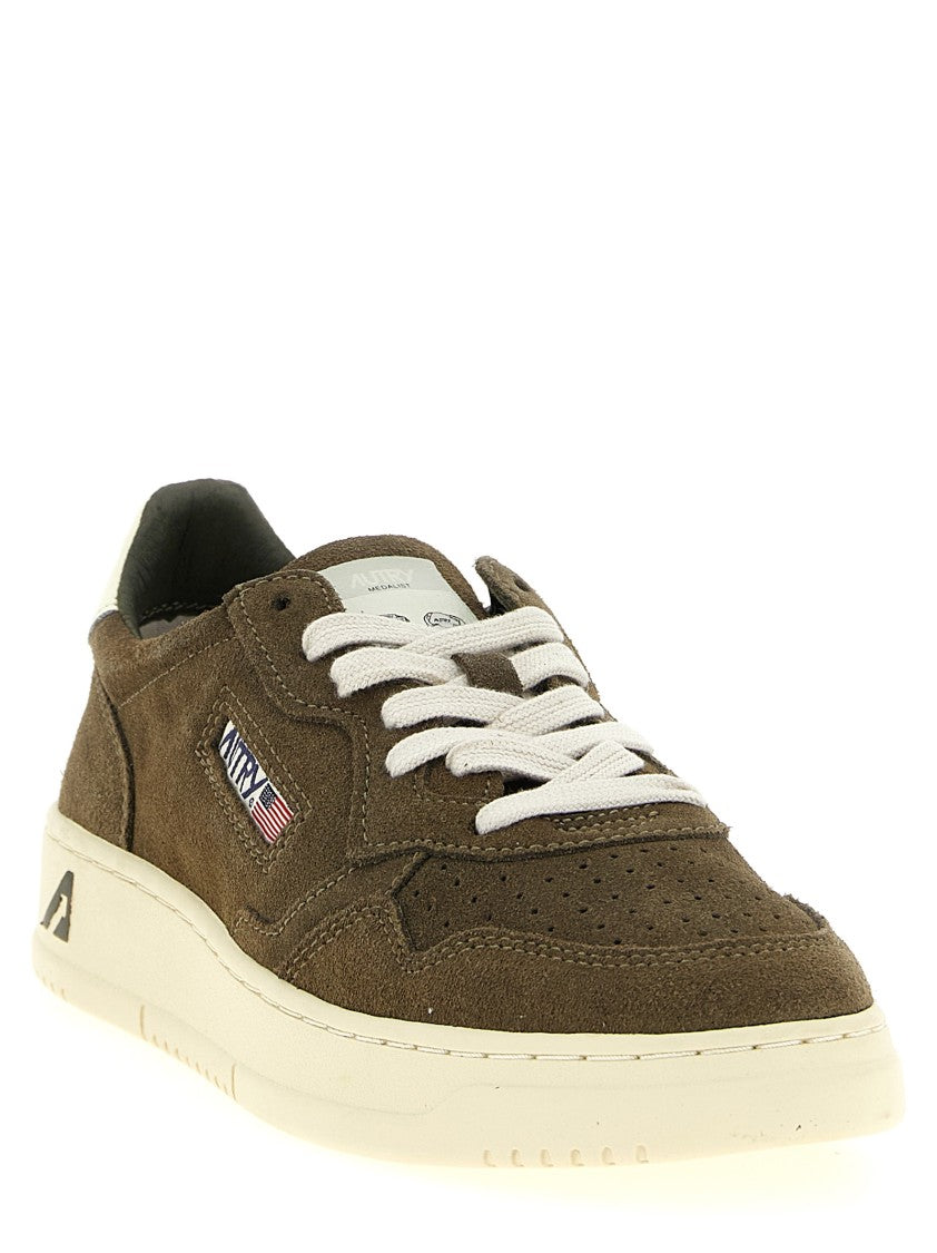 Autry 'Medalist Low' Sneakers