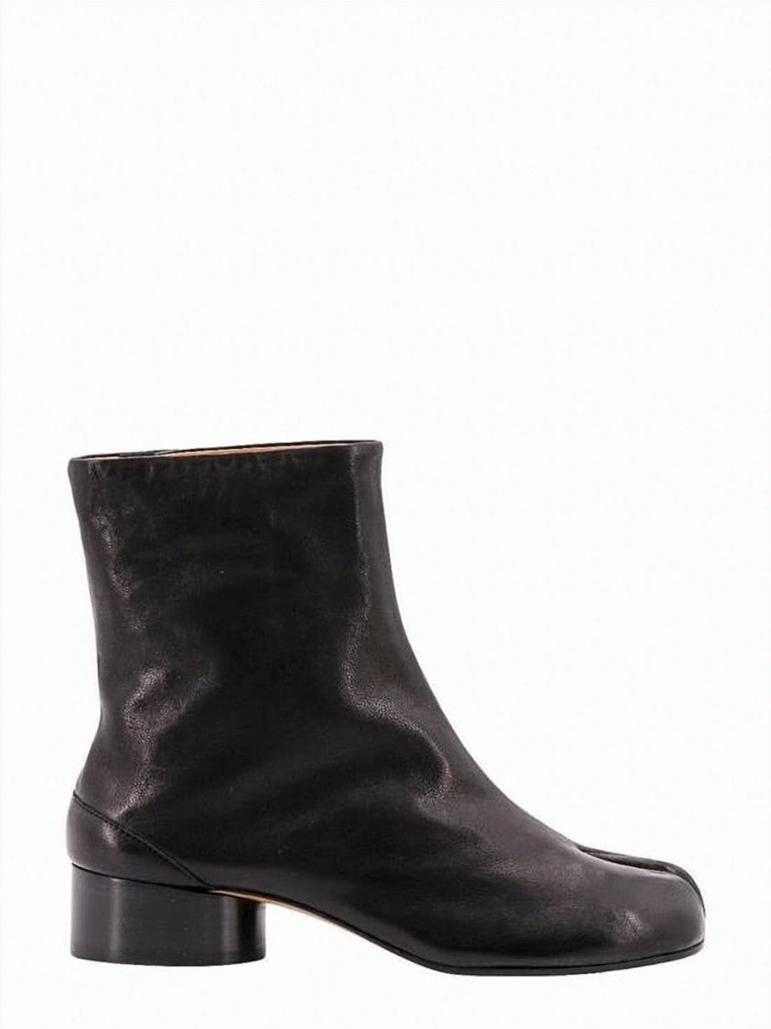 Maison Margiela Split-Toe Ankle Boots In Smooth Napa Leather
