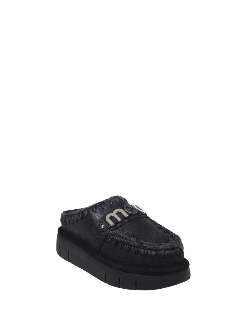 Mou Bounce Clog Metal Logo Mule