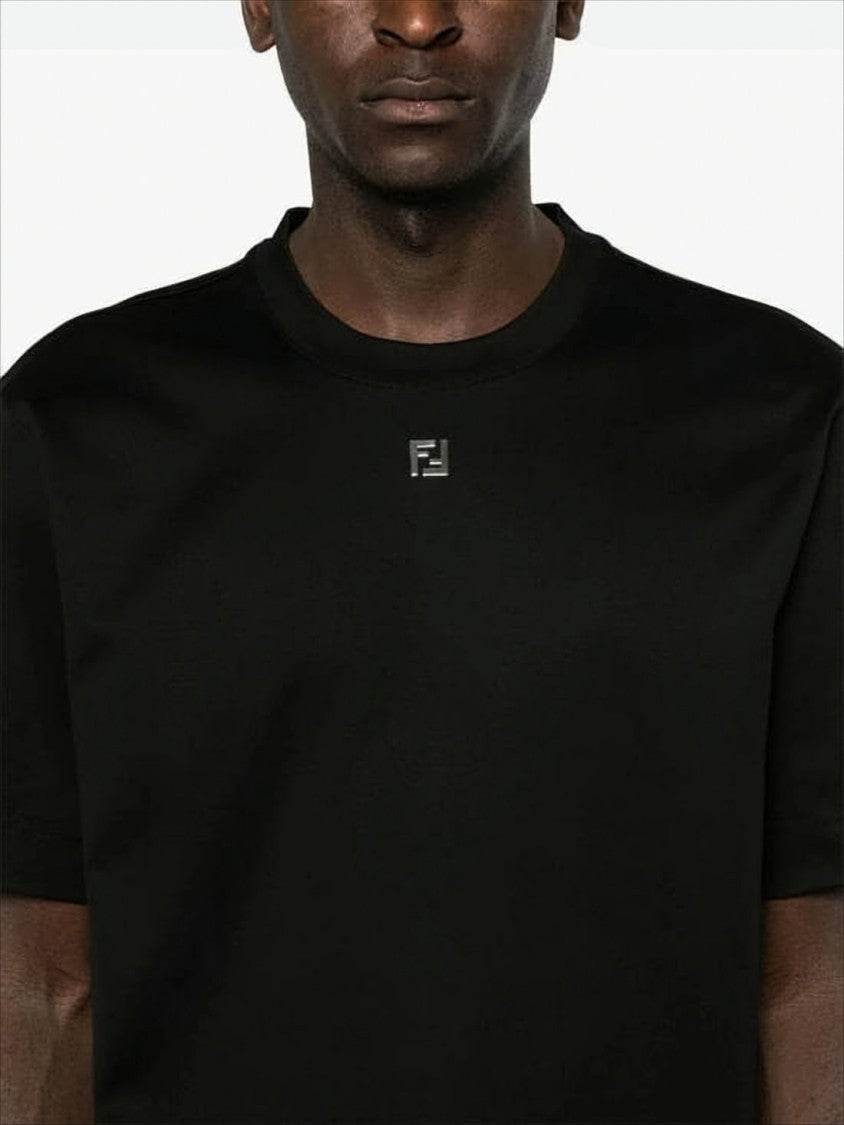 Fendi Relaxed Fit Black Cotton T-Shirt With Subtle Logo