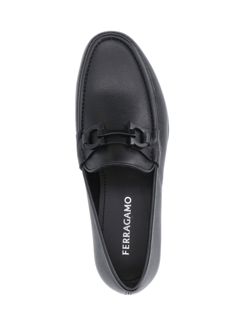Ferragamo Black Leather Loafers With Tone-On-Tone Logo Buckle