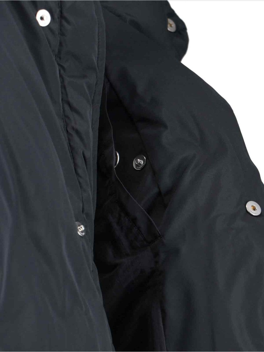 Ami Paris Sleek Black Jacket With Structured Silhouette