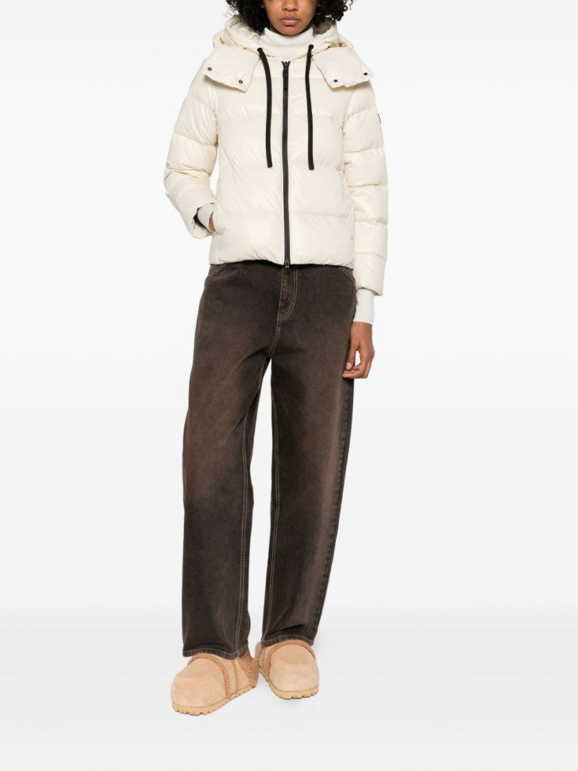 Peuterey Tailored White Coat With Minimalist Design