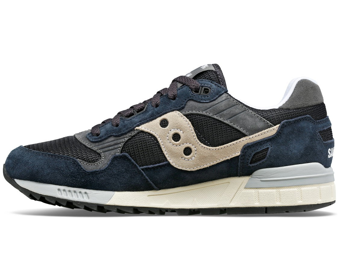 Saucony Vintage-Inspired Saucony Shadow 6000 Sneakers