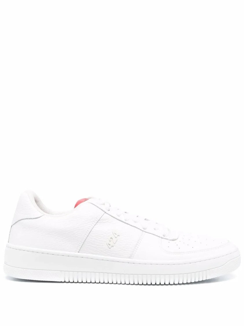 424 Contemporary Black Streamlined Silhouette Sneakers
